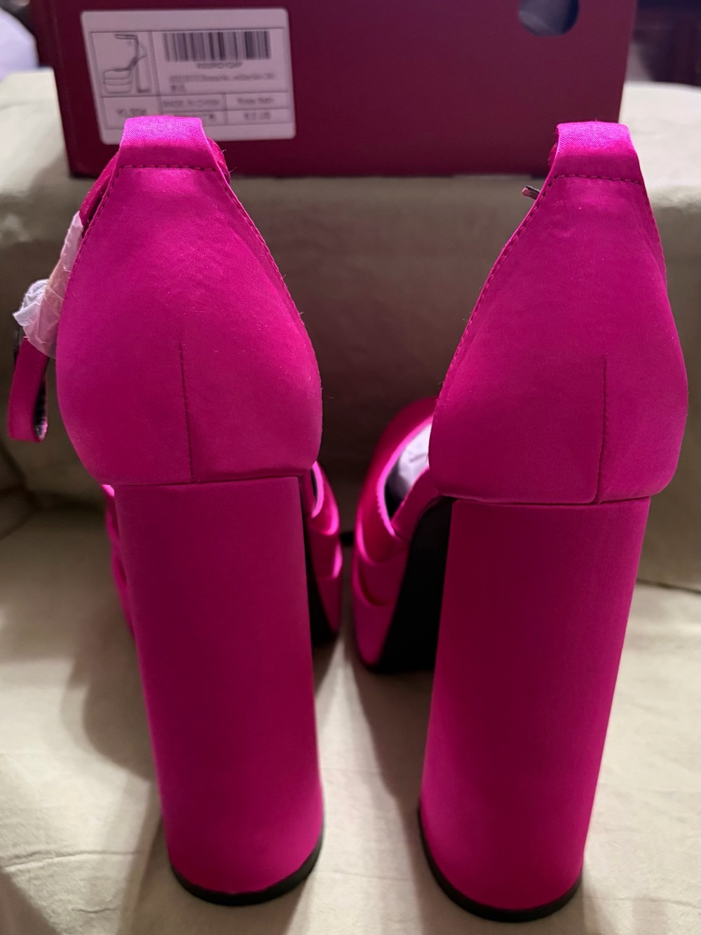 NIB. Chunky Punk Rose Satin Heels - Picture 3 of 4
